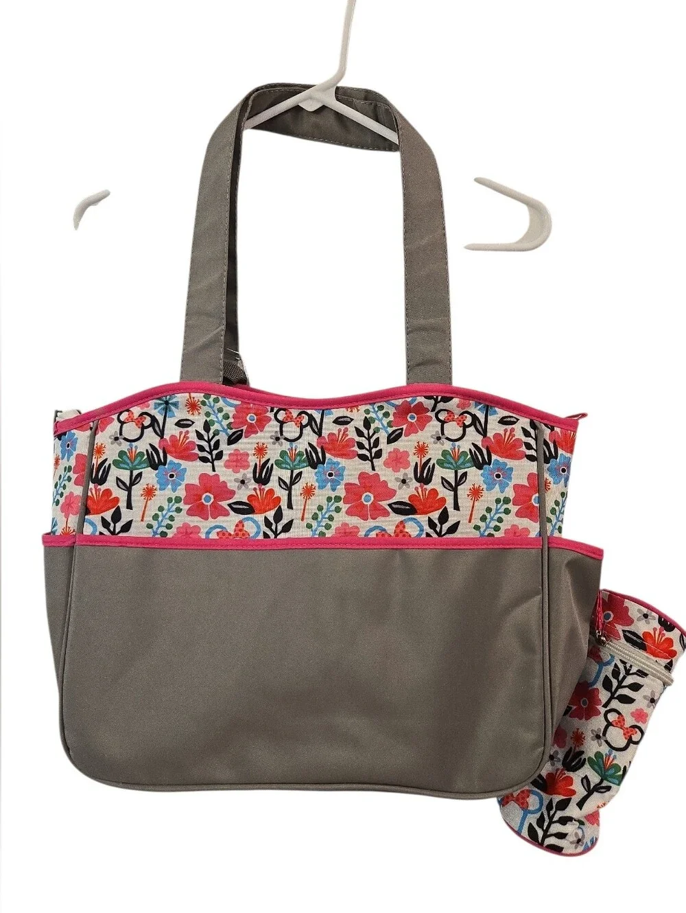 DISNEY BABY MULTI- FUNCTIONAL TRAVEL TOTE DIAPER BAG SET. MINNIE MOUSE FLORAL.